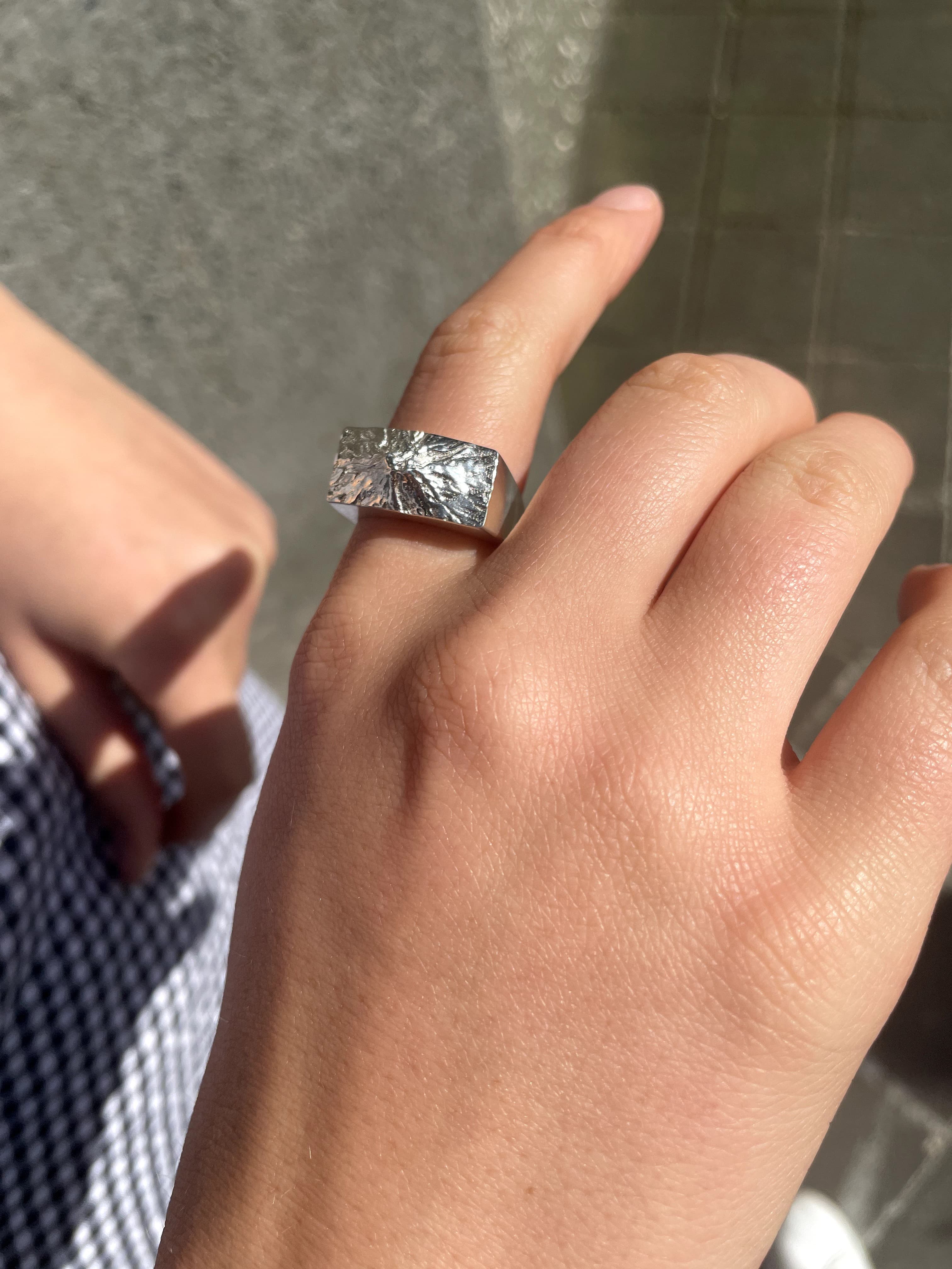 How to Measure Your Ring Size at Home